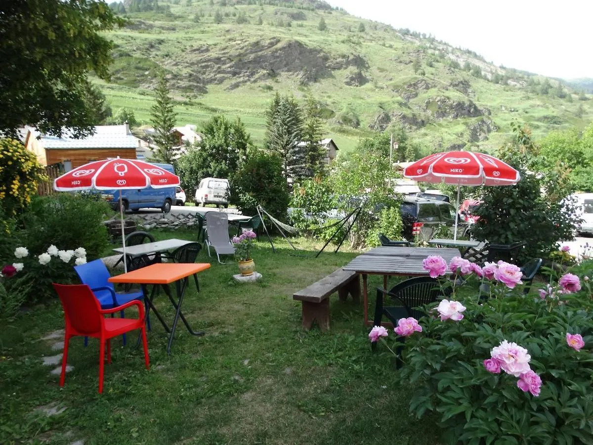 La Ptite Auberge Aiguilles France